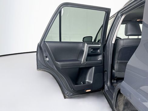 Used 2024 Toyota 4Runner SR5 Premium RWD image 27