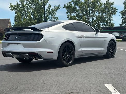 Used 2017 Ford Mustang GT w/ GT Performance Package RWD image 8