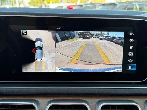Used 2021 Mercedes-Benz GLE 350 w/ 3rd Row Seat Package image 39