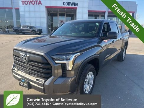 Used 2025 Toyota Tundra SR5 w/ SR5 Premium Package image 8