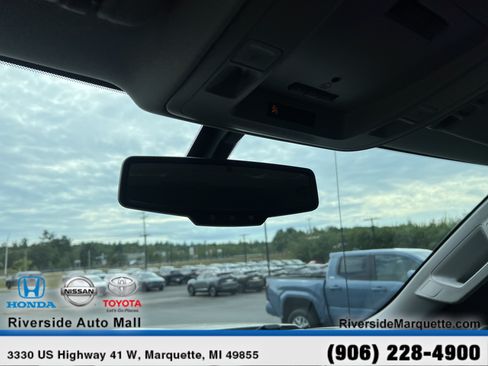 Used 2014 GMC Sierra 1500 SLT AWD/4WD image 19