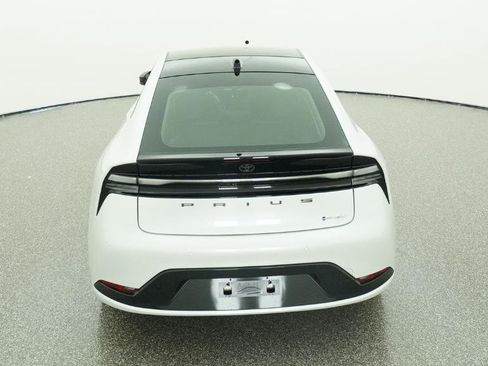 New 2026 Toyota Prius Plug-In Hybrid FWD image 40