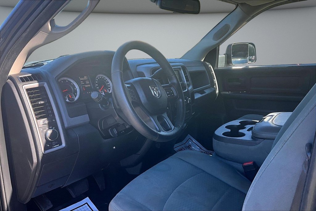 Used 2014 RAM 2500 Tradesman w/ Chrome Appearance Group AWD/4WD image 18