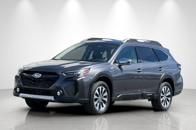 Used 2023 Subaru Outback Touring AWD/4WD image 8
