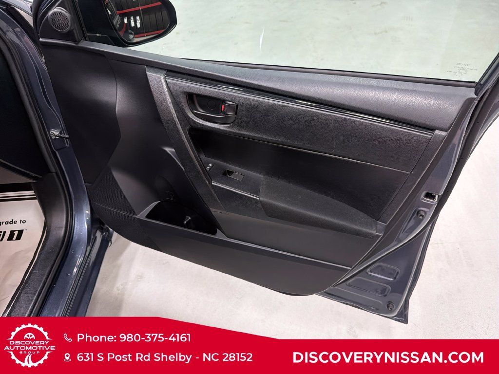 Used 2019 Toyota Corolla L FWD image 33