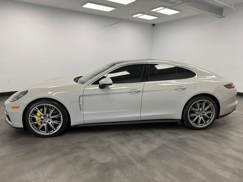 Used 2018 Porsche Panamera 4S AWD/4WD image 3