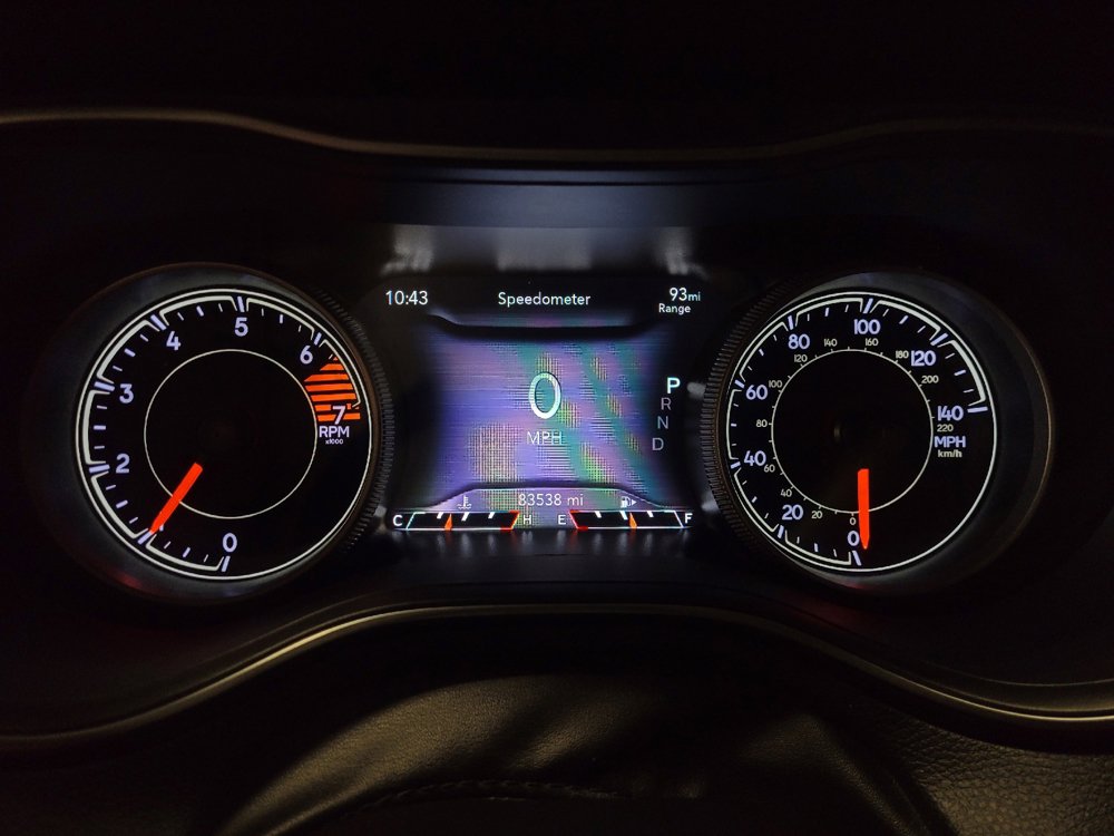 Used 2019 Jeep Cherokee Limited FWD image 23