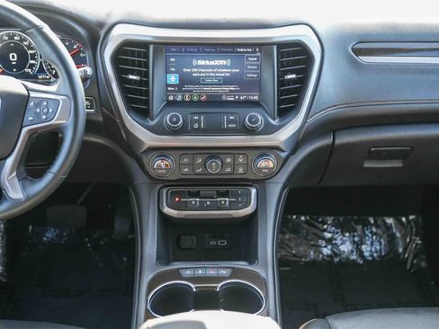 Used 2023 GMC Acadia AT4 w/ Technology Package image 12