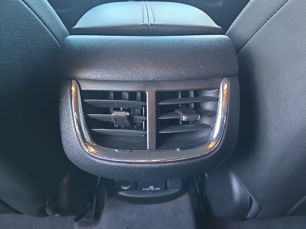 Used 2019 Chevrolet Malibu Premier w/ Sun and Wheel Package FWD image 37