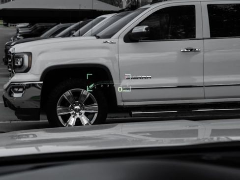 Used 2020 Cadillac Escalade ESV Platinum image 18