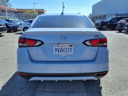 Used 2025 Nissan Versa SR w/ Trunk Package FWD image 18