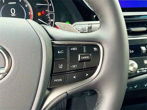 New 2025 Lexus ES 350 w/ Premium Package image 39