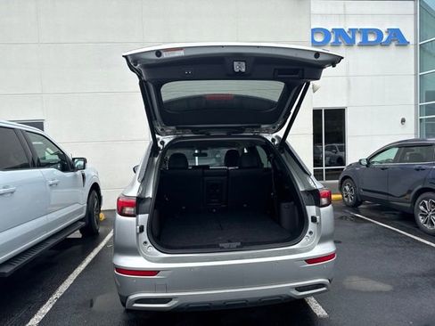 Used 2023 Mitsubishi Outlander SE AWD/4WD image 18