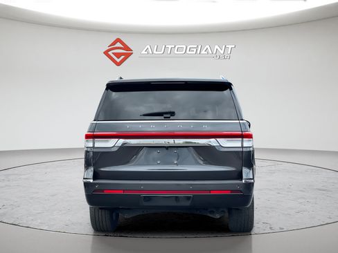 Used 2023 Lincoln Navigator 4WD image 7