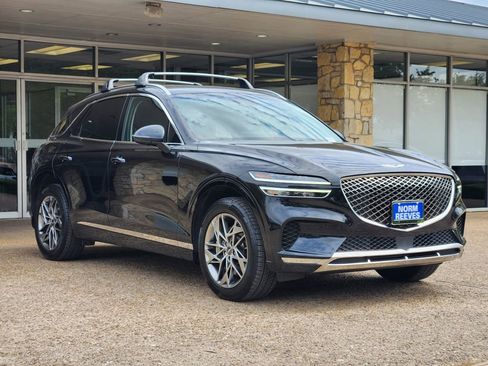 Used 2023 Genesis GV70 2.5T w/ Select Package AWD/4WD image 3