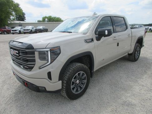 New 2026 GMC Sierra 1500 AT4 w/ AT4 Premium Package AWD/4WD image 12