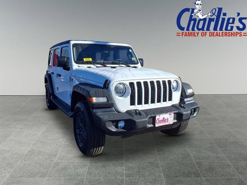 Used 2024 Jeep Wrangler Sport image 3
