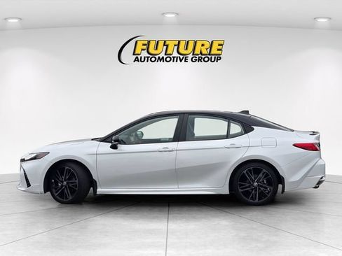 Certified 2025 Toyota Camry XSE FWD image 9