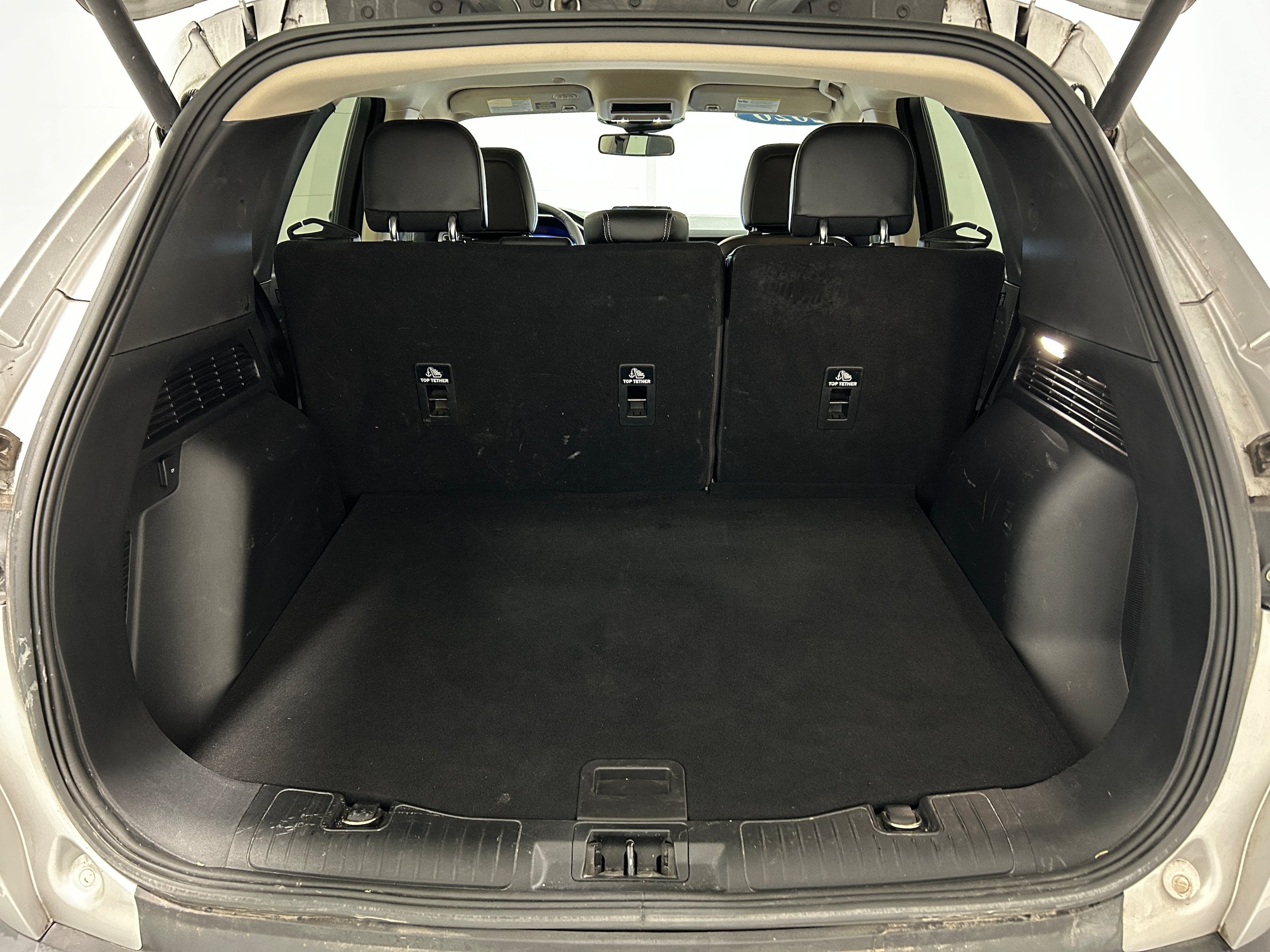 Used 2020 Ford Escape Titanium AWD/4WD image 30