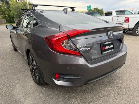 Used 2018 Honda Civic EX-T image 7