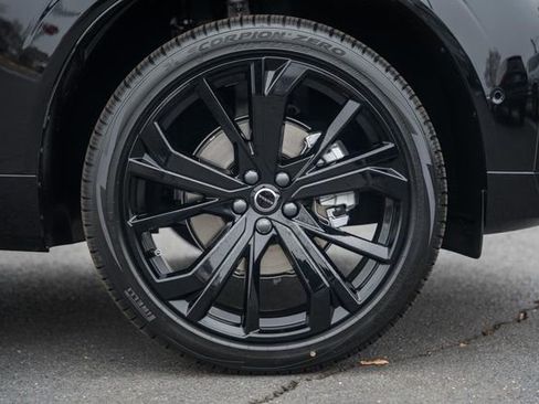 New 2026 Volvo XC60 B5 Ultra w/ Protection Package Premier image 18