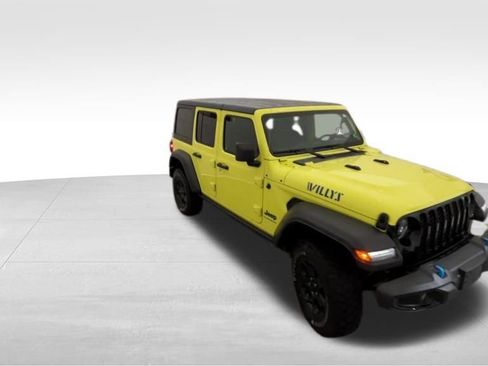 Used 2023 Jeep Wrangler Unlimited w/ Cold Weather Group image 8