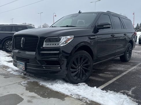 Used 2021 Lincoln Navigator L Reserve image 2