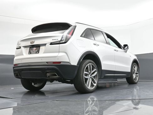 Used 2023 Cadillac XT4 Sport w/ Cold Weather Package image 27