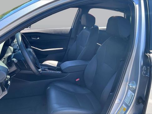 Used 2025 Honda Accord Sport image 8