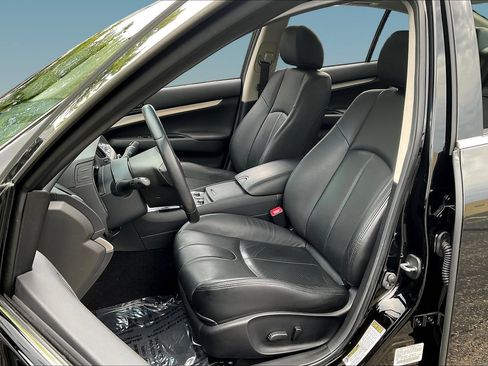 Used 2015 INFINITI Q40 AWD w/ Navigation Package image 20