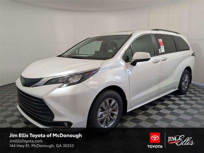New 2026 Toyota Sienna XLE