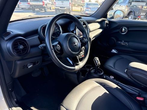 Used 2020 MINI Cooper Convertible image 12