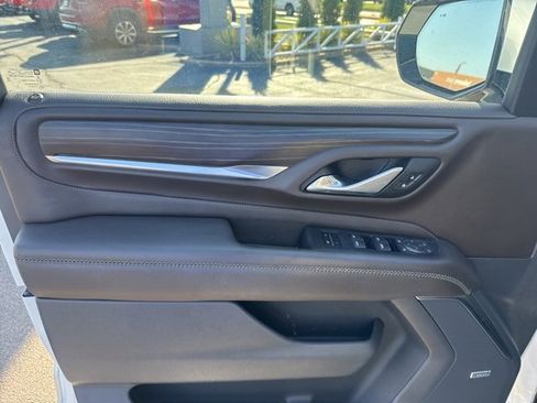 Used 2022 GMC Yukon Denali w/ Denali Ultimate Package image 15