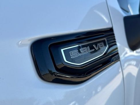 Used 2023 GMC Sierra 1500 Elevation w/ Preferred Package RWD image 6