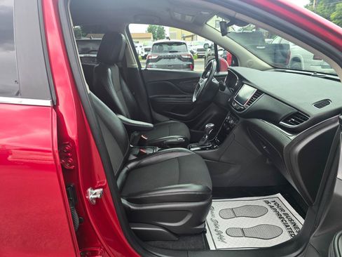 Used 2019 Buick Encore Preferred AWD/4WD image 15