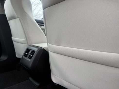 Used 2018 Honda Accord EX image 39