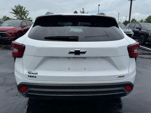 New 2026 Chevrolet Trax RS w/ Driver Confidence Package FWD image 28