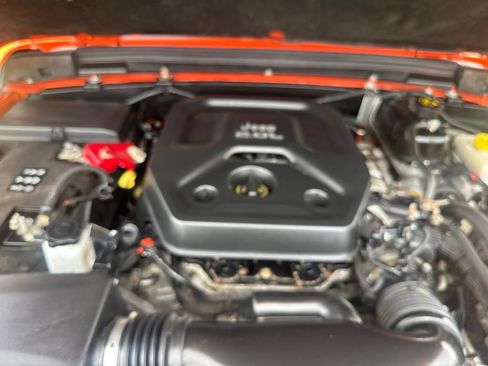 Used 2020 Jeep Wrangler Unlimited Sport S AWD/4WD image 36