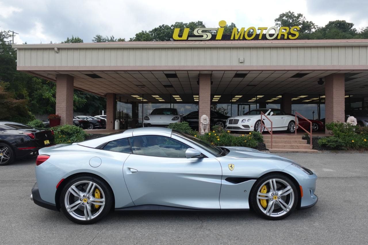 Used 2019 Ferrari Portofino RWD image 2