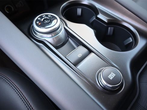 Certified 2025 Ford Explorer Active w/ Active Comfort Package image 40