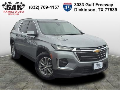 Used 2023 Chevrolet Traverse LT