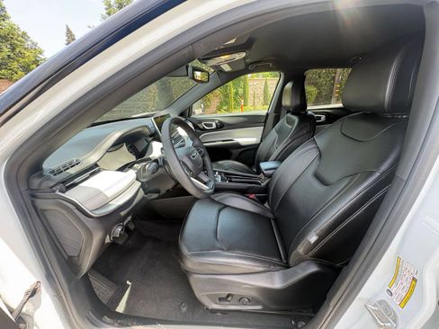 Used 2025 Jeep Compass Limited AWD/4WD image 28