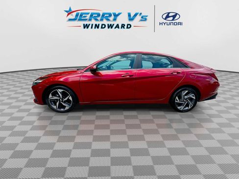 Used 2023 Hyundai Elantra Limited FWD image 5