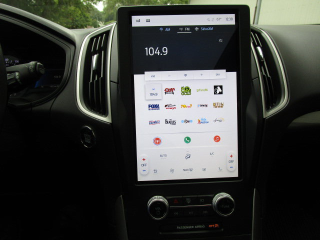 Used 2023 Ford Edge SEL w/ Convenience Package AWD/4WD image 19