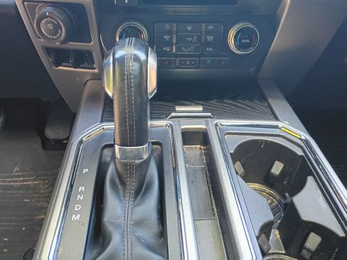 Used 2018 Ford F150 Platinum w/ Equipment Group 701A Luxury AWD/4WD image 21