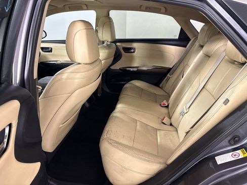 Used 2015 Toyota Avalon XLE Touring FWD image 25