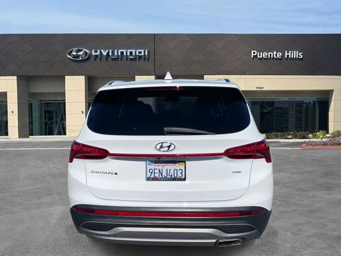 Certified 2023 Hyundai Santa Fe SE image 5