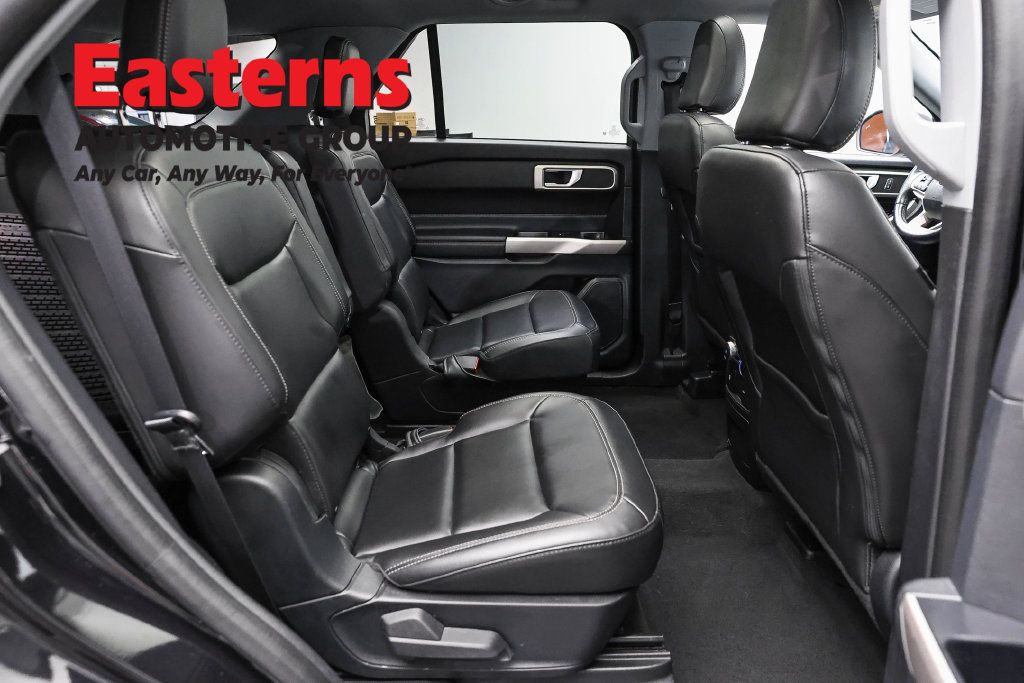 Used 2022 Ford Explorer XLT w/ Equipment Group 202A AWD/4WD image 25