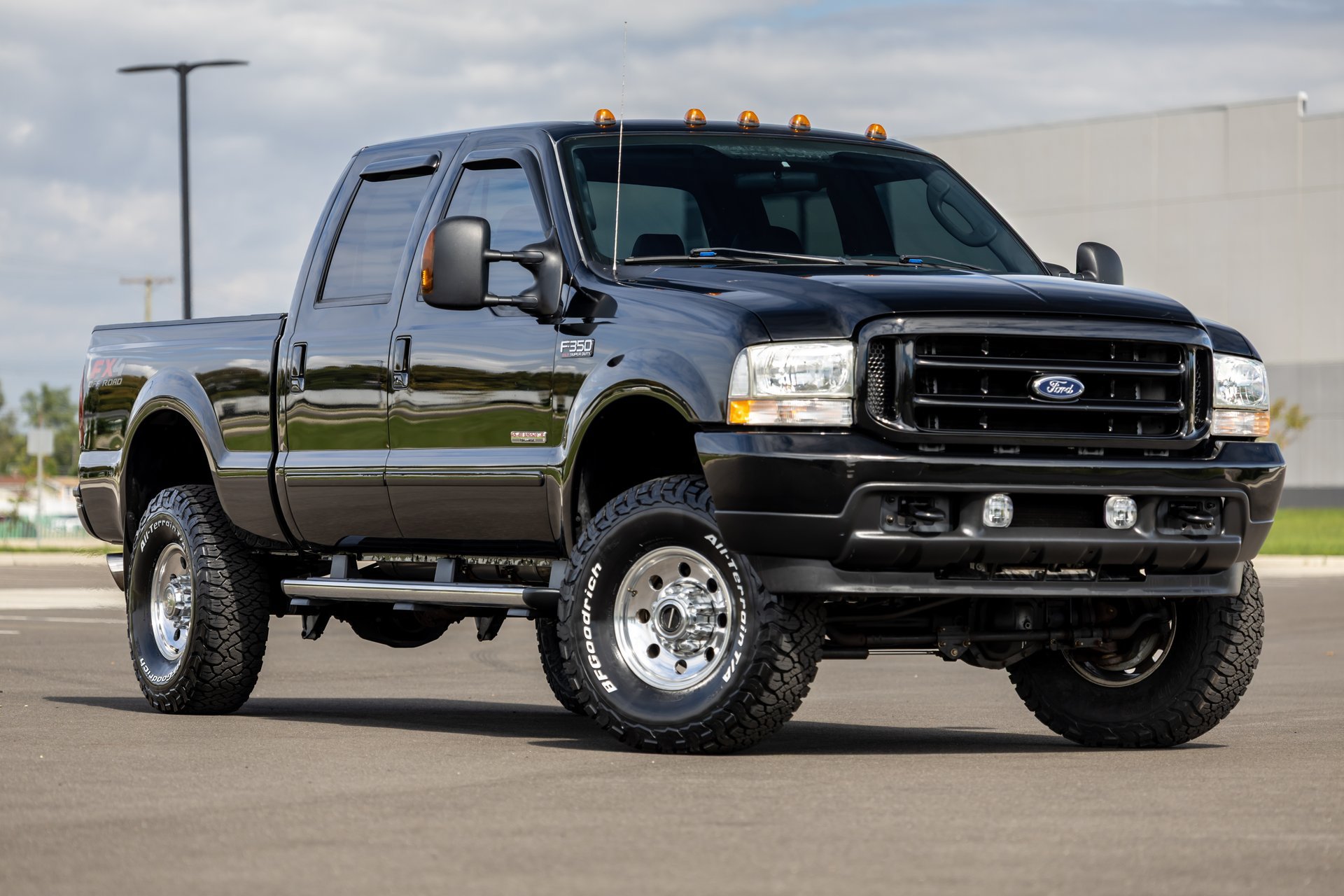 Used 2004 Ford F350 XL AWD/4WD image 1