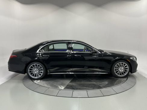 New 2026 Mercedes-Benz S 580 4MATIC Sedan image 8